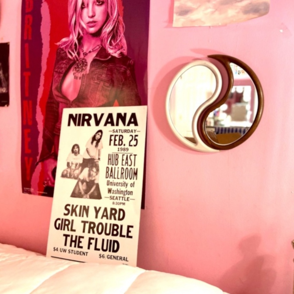 Nirvana 90s Vintage Style 14 x 22 Print Band Poster Retro Black/White Cardboard - Picture 2 of 2